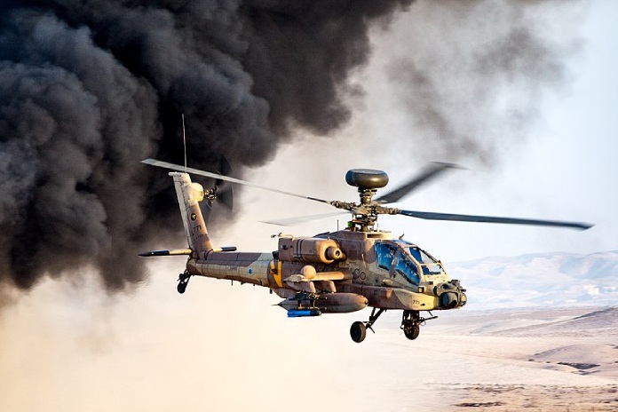 Un helicóptero de guerra AH-64 conocido como una de las armas más letales.