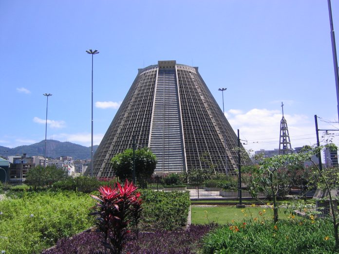 Catedral Metropolitana de Río de Janeiro.