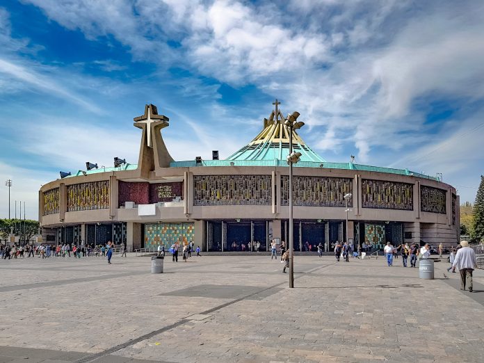 La Basílica de Santa María de Guadalupe.