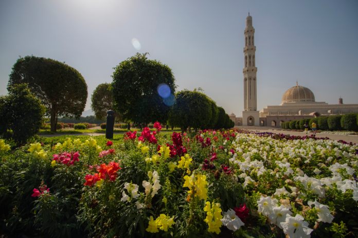 Mezquita de Sheikh Zayed, The Sultan Qaboos.