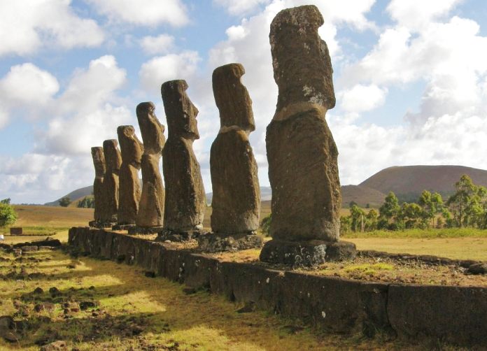 Moáis de la isla de Pascua