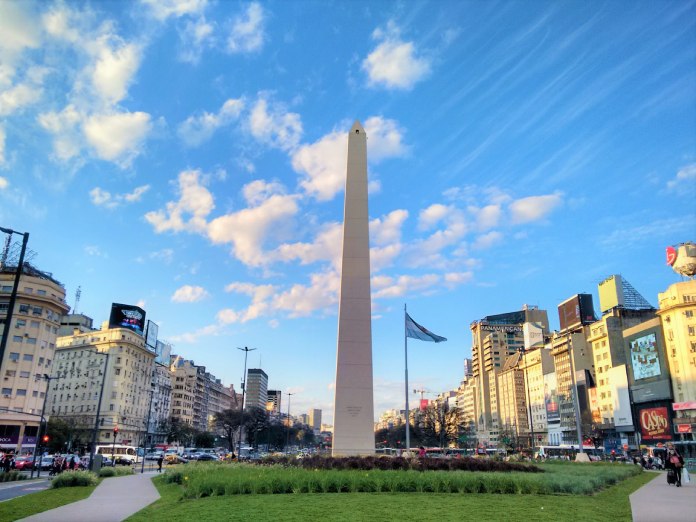 el Obelisco de Buenos Aires, uno de los monumentos históricos más simbolicos.