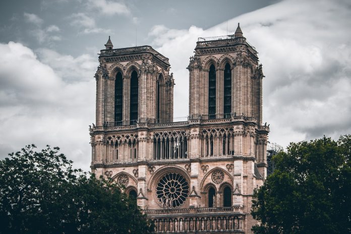 La catedral es uno de los tipos de iglesias del mundo.