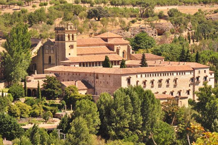 Monasterio de Santa María del Parrar, España. Un tipo de templo o iglesia para conversos y monjes.